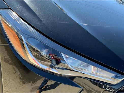 Used 2024 Toyota Corolla Cross L FWD image 26