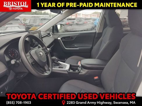 Certified 2021 Toyota RAV4 LE AWD/4WD image 18