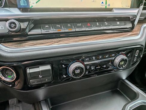 New 2026 Chevrolet Silverado 1500 RST w/ Dark Appearance Package AWD/4WD image 17