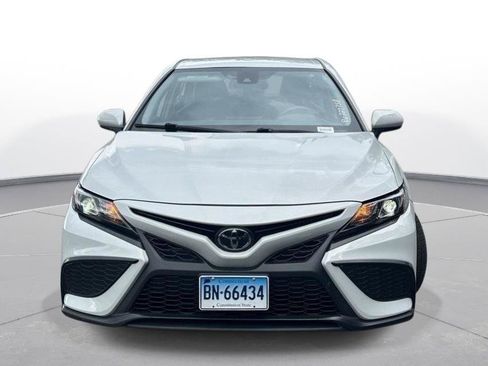 Certified 2024 Toyota Camry SE FWD image 3