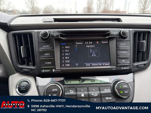 Used 2018 Toyota RAV4 XLE image 14