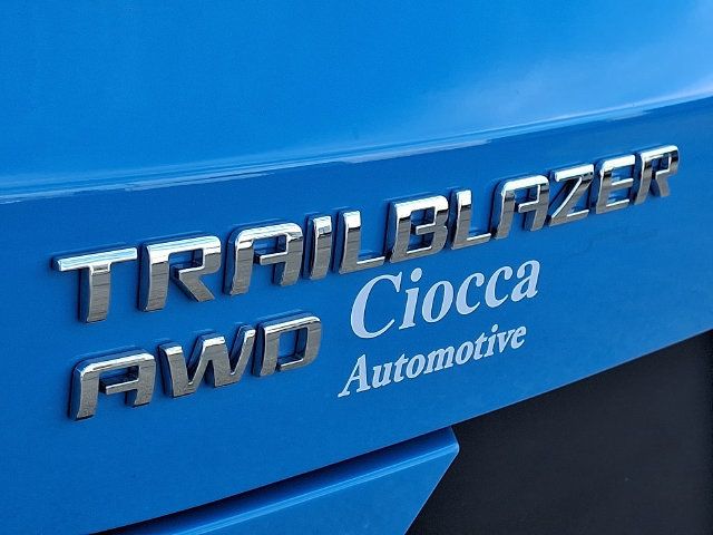 Used 2024 Chevrolet TrailBlazer LT w/ LT Cold Weather Package AWD/4WD image 30