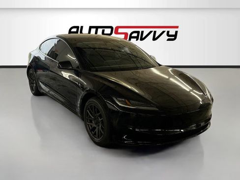 Used 2025 Tesla Model 3 Long Range RWD image 1