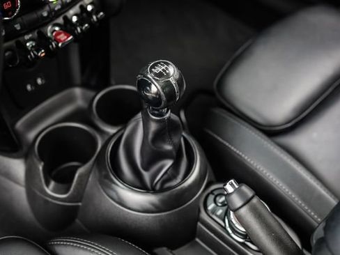 Used 2019 MINI Cooper S FWD image 35