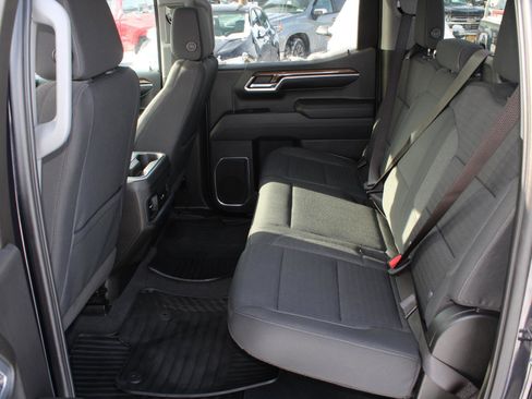 Used 2022 Chevrolet Silverado 1500 RST image 15