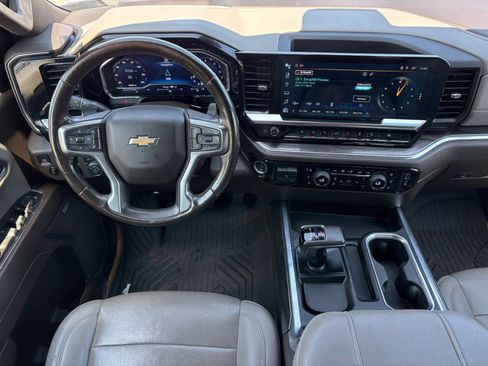 Used 2023 Chevrolet Silverado 1500 LTZ AWD/4WD image 19