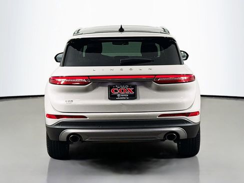 Used 2022 Lincoln Corsair FWD w/ Premium Package image 6