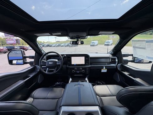 New 2026 Ford F250 Platinum image 27