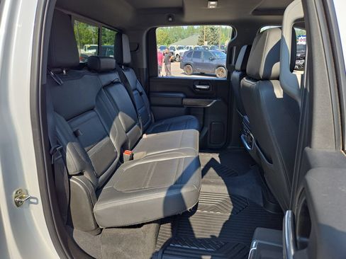 Used 2020 GMC Sierra 3500 Denali w/ Denali Ultimate Package AWD/4WD image 16