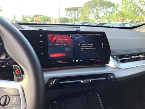 Used 2025 BMW X1 M35i image 18