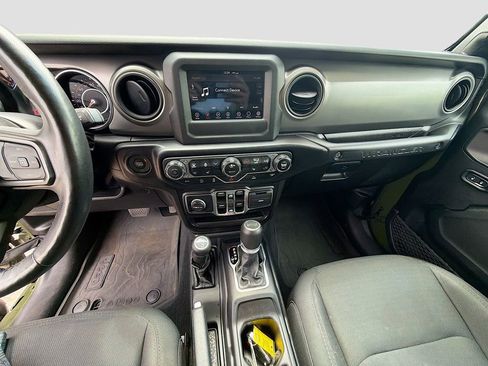 Used 2022 Jeep Wrangler Unlimited Sport AWD/4WD image 25