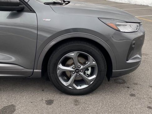 Used 2023 Ford Escape ST-Line w/ Tech Pack #1 image 9