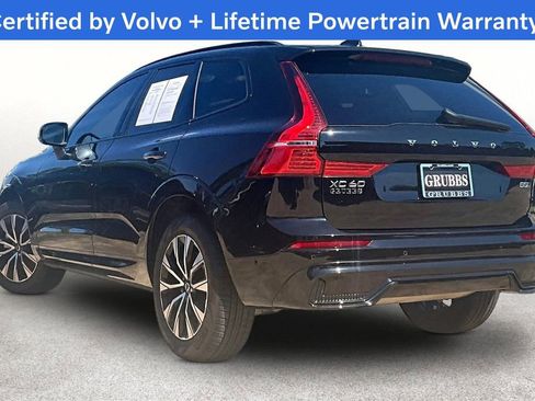 Used 2025 Volvo XC60 B5 Plus AWD/4WD image 16