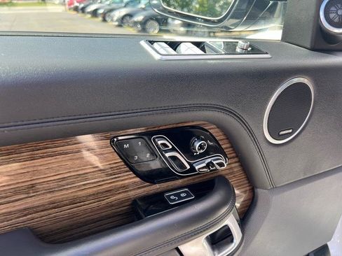 Used 2019 Land Rover Range Rover HSE AWD/4WD image 26