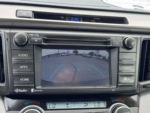 Used 2015 Toyota RAV4 XLE AWD/4WD image 33