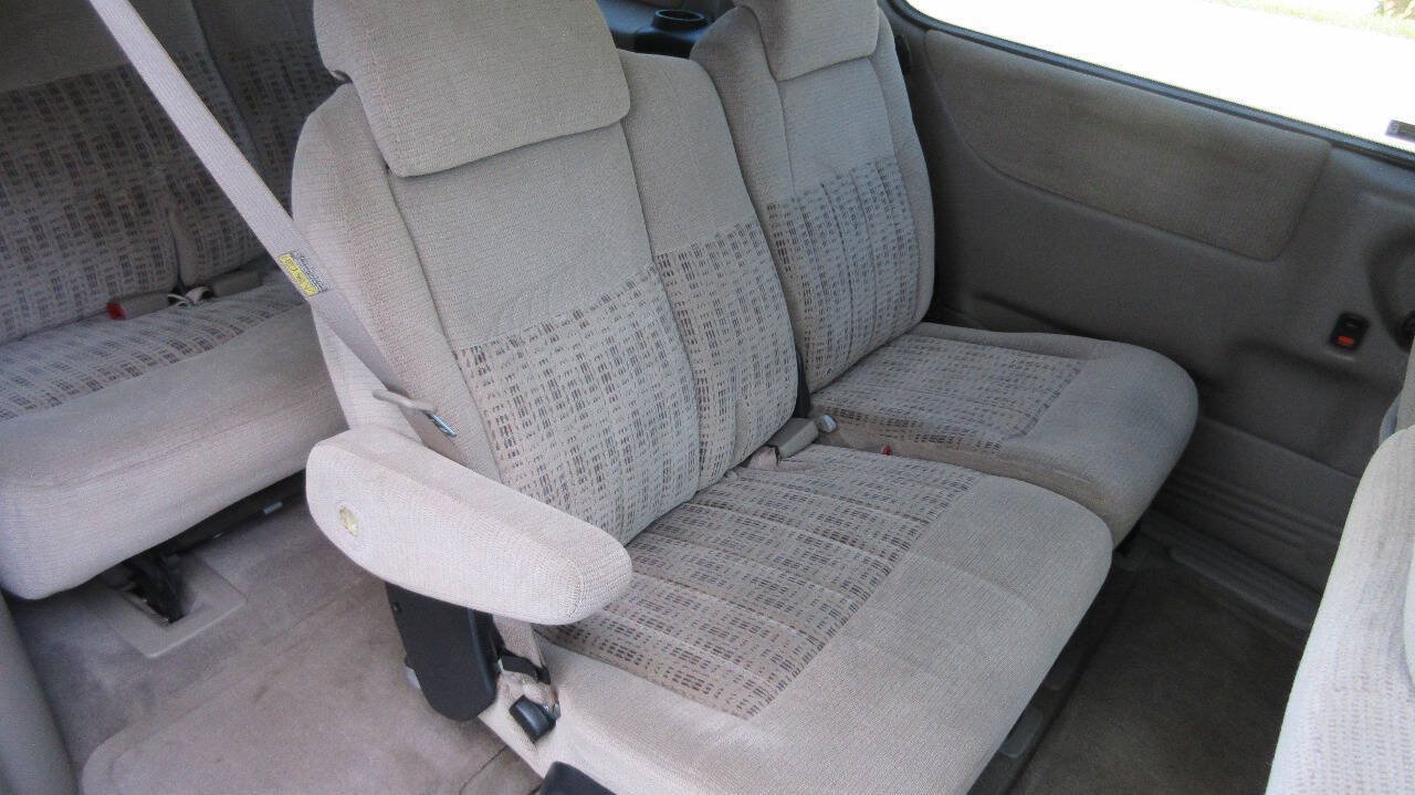 Used 2002 Chevrolet Venture Plus FWD image 20