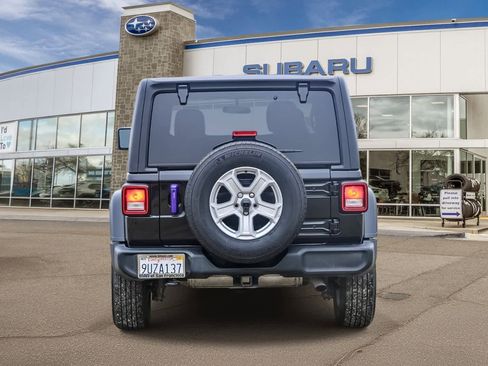 Used 2020 Jeep Wrangler Sport S image 3