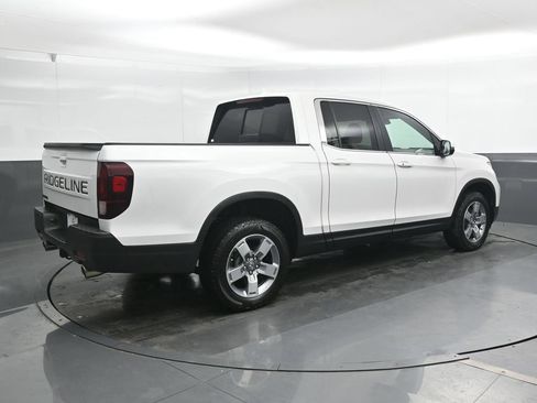 Used 2025 Honda Ridgeline RTL image 2