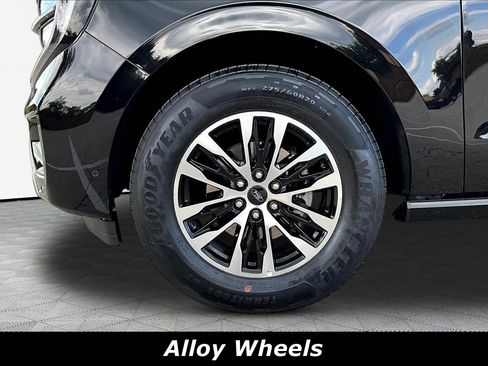 Used 2025 Ford Expedition Platinum AWD/4WD image 33