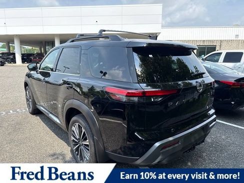 New 2026 Nissan Pathfinder Platinum AWD/4WD image 6