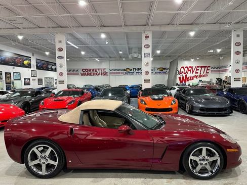Used 2006 Chevrolet Corvette Convertible w/ Preferred Equipment Group RWD image 5