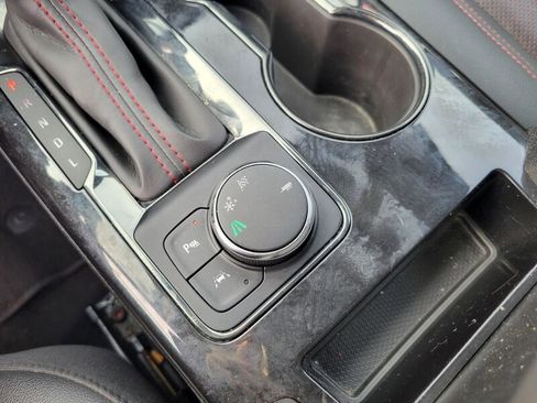 Used 2022 Chevrolet Blazer RS w/ Enhanced Convenience Package image 17