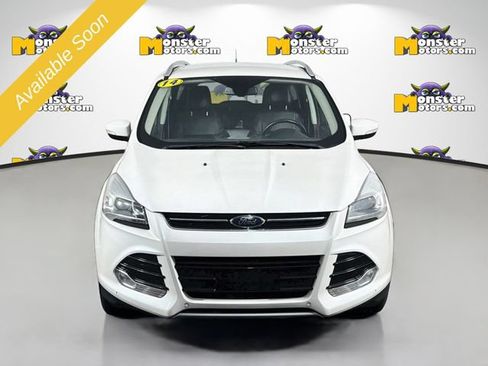 Used 2014 Ford Escape Titanium w/ Equipment Group 401A AWD/4WD image 2