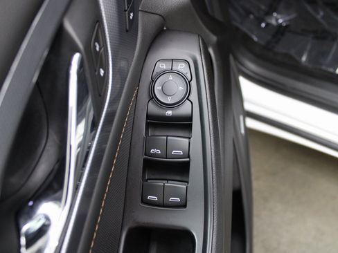 Used 2020 Chevrolet Traverse Premier w/ LPO, Blackout Package image 14