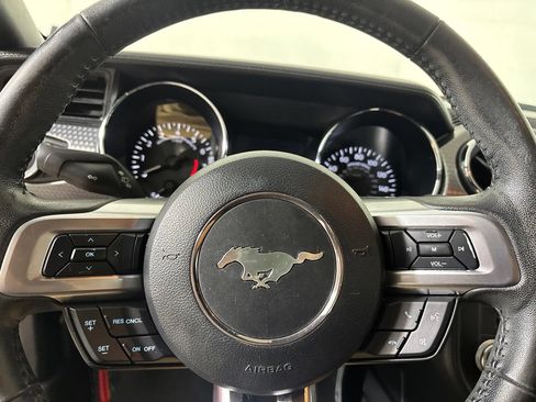 Used 2017 Ford Mustang GT w/ GT Performance Package RWD image 14