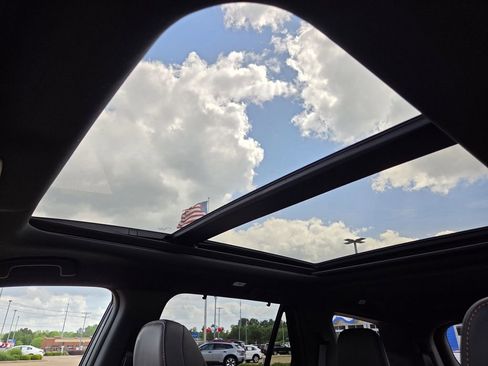 New 2026 Honda Pilot TrailSport image 13