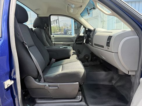 Used 2013 Chevrolet Silverado 1500 W/T AWD/4WD image 12