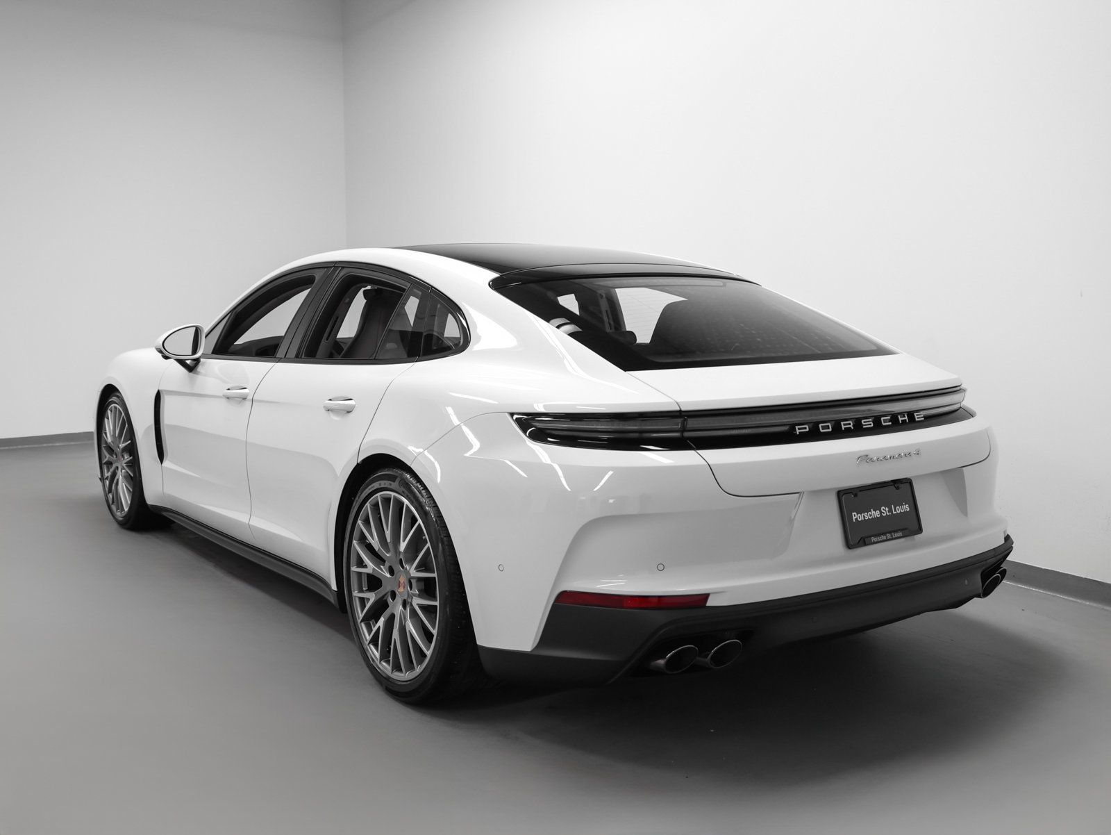 Certified 2026 Porsche Panamera 4 AWD/4WD image 3