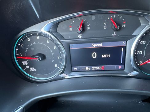 Used 2024 Chevrolet Equinox LT FWD image 18