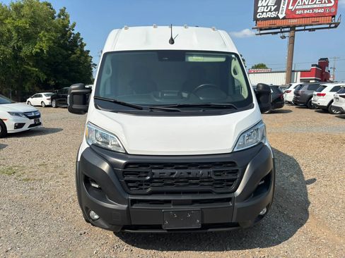 Used 2023 RAM ProMaster 3500 w/ Black Appearance Package FWD image 8