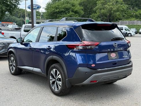 Used 2023 Nissan Rogue SV w/ SV Premium Package AWD/4WD image 8