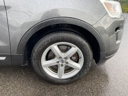 Used 2019 Ford Explorer XLT w/ Equipment Group 202A FWD image 43