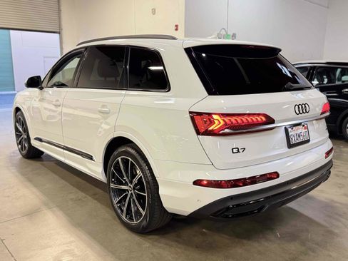 Used 2021 Audi Q7 3.0T Premium Plus w/ Premium Plus Package image 4