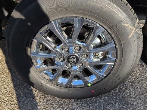 New 2025 Toyota Tacoma Limited image 24