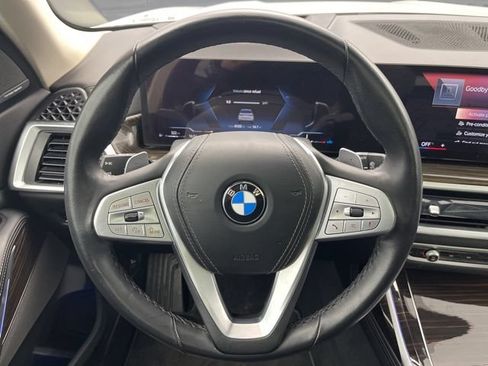 Used 2023 BMW X7 xDrive40i AWD/4WD image 24