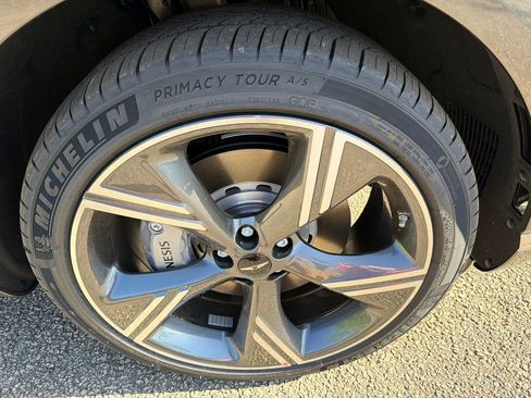 New 2026 Genesis GV80 2.5T Prestige image 12