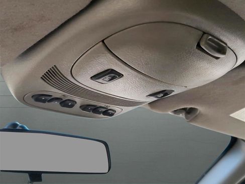 Used 2003 Chevrolet TrailBlazer 2WD image 16