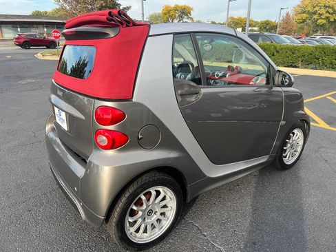 Used 2013 smart fortwo passion image 12
