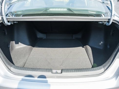Certified 2025 Honda Accord SE image 7