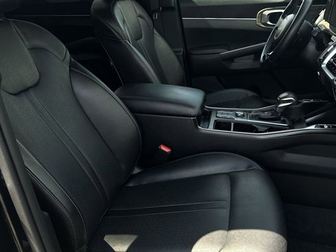Used 2022 Kia Sorento S image 21