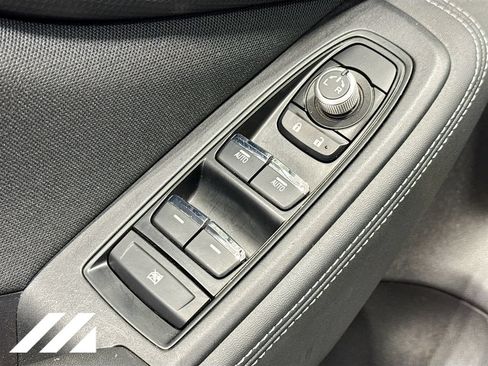 Used 2019 Subaru Forester Premium AWD/4WD image 19