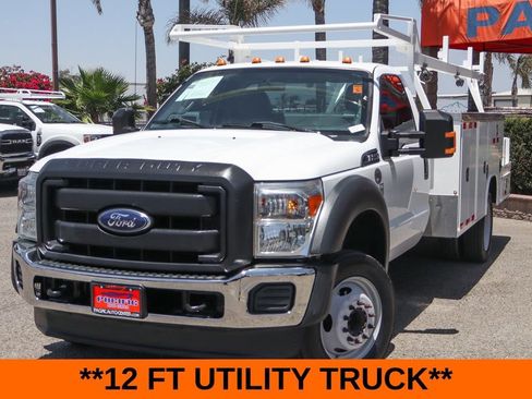 Used 2016 Ford F550 2WD Regular Cab Super Duty image 4