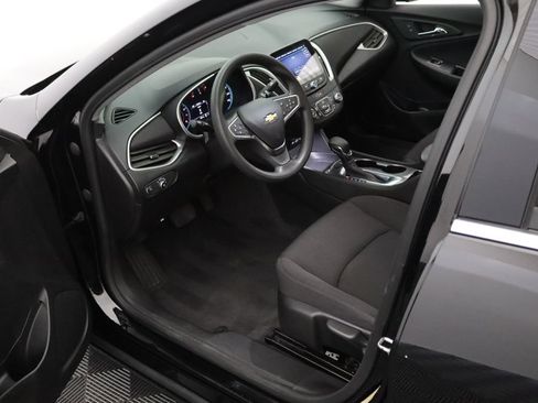 Used 2022 Chevrolet Malibu LS FWD image 18