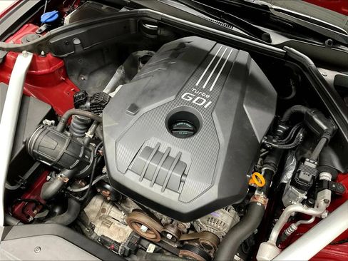 Used 2022 Genesis G70 2.0T RWD image 33