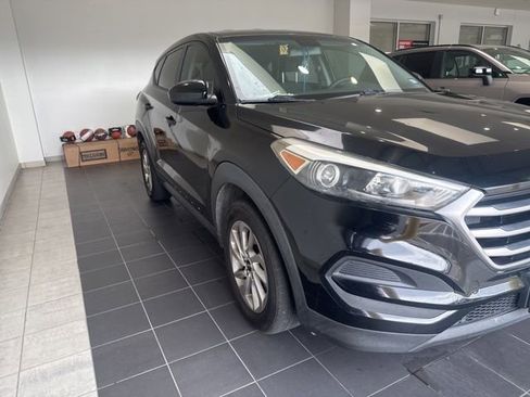 Used 2017 Hyundai Tucson SE image 4