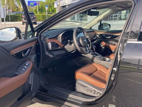 New 2025 Subaru Outback Touring w/ Popular Package #2 image 7